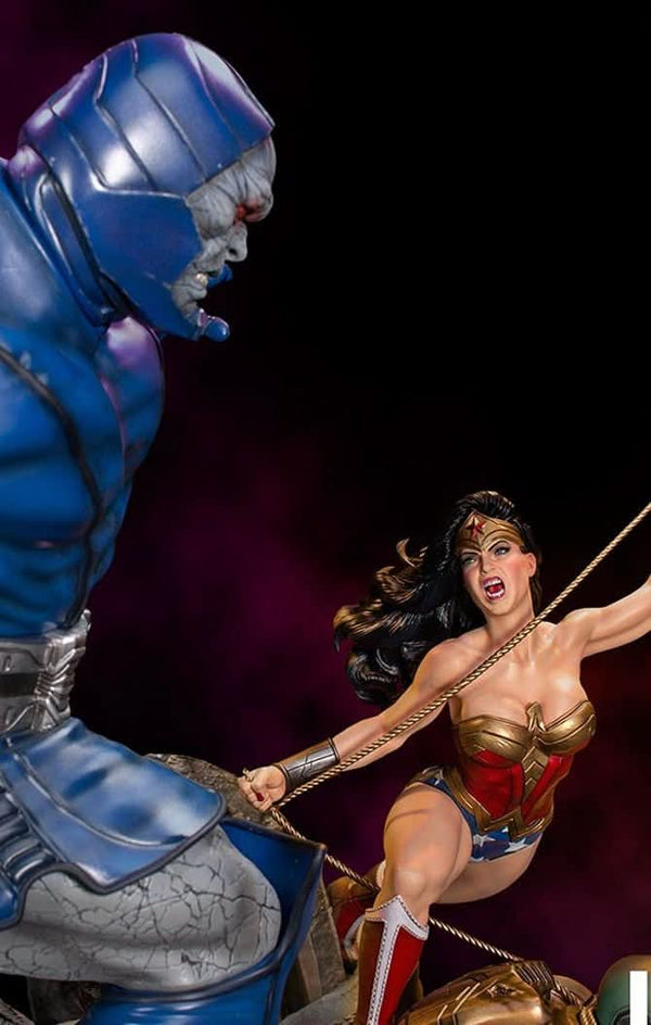 Statue Wonder Woman vs Darkseid by Ivan Reis - DC Comics - Diorama 1/6