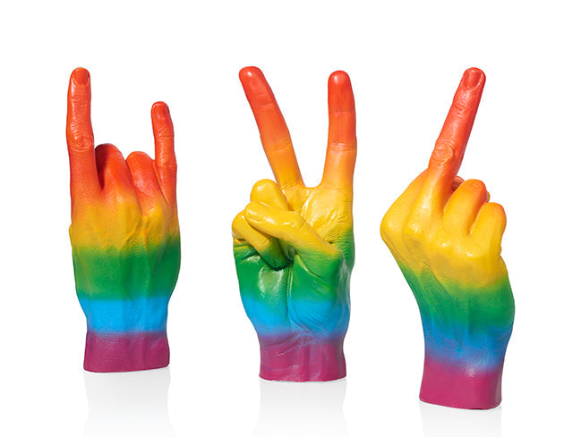 Sculpture Main The Finger Arc-en-Ciel