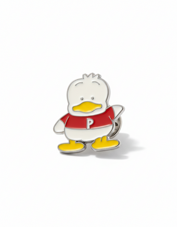 Pin de pato blanco "P"