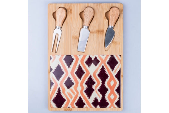 MALINDI カッティングボード 3種のチーズナイフ付き DECOR - 5921951