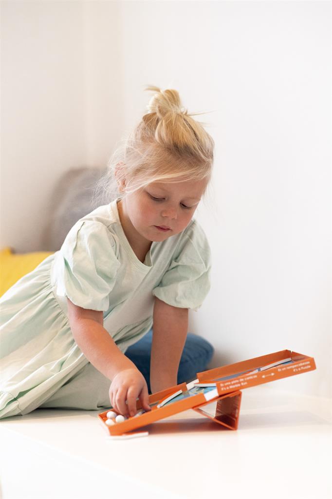 Pista de canicas y rompecabezas magnético - Dinosaurio