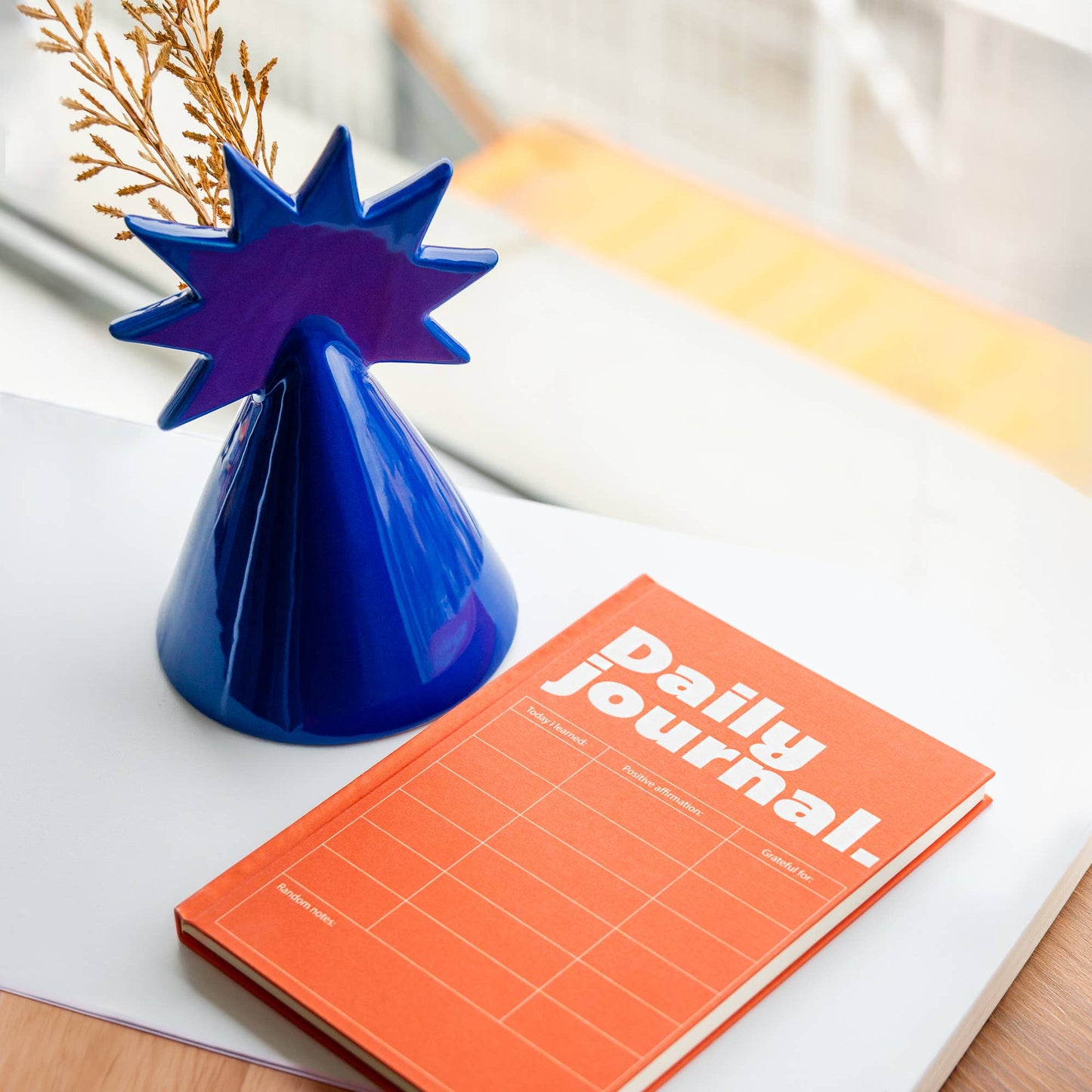 Cahier Journalier A5 Rouge à Couverture Rigide Helio Ferretti Helio Ferretti Vue 3