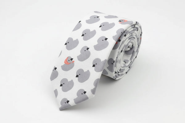 Corbata de patos grises