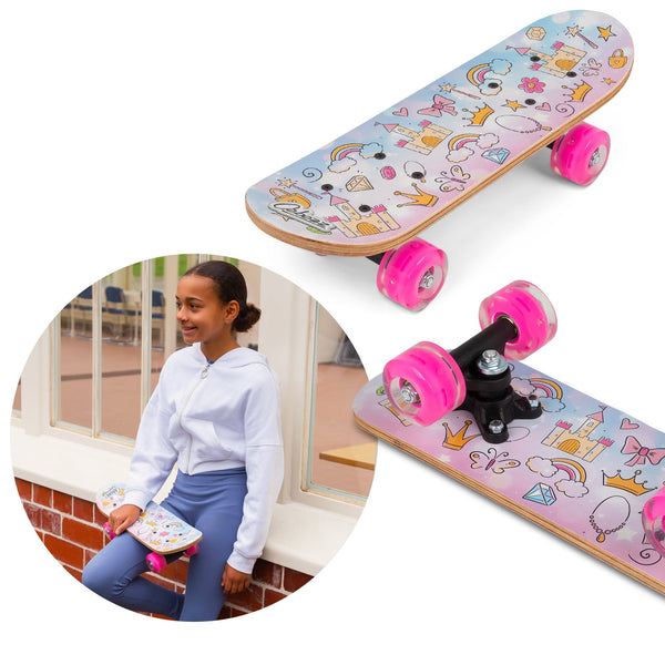 SKATEBOARD PRINCESSES AVEC ROUES CLIGNOTANTES 17 POUCES