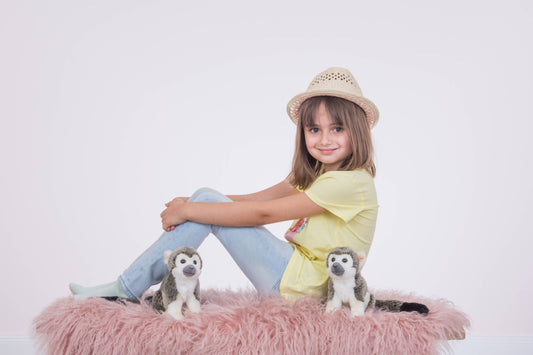 Mono gris de peluche