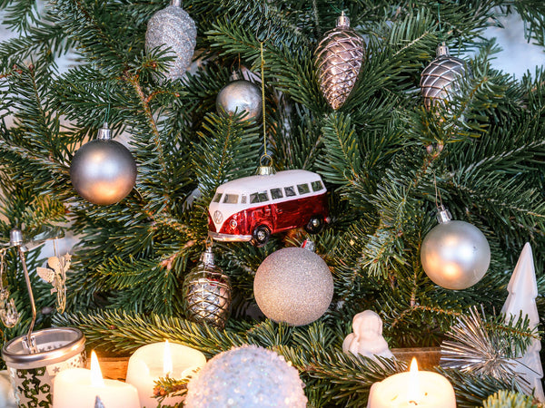 Decoração de Natal para Kombi VW T1 vermelha e branca
