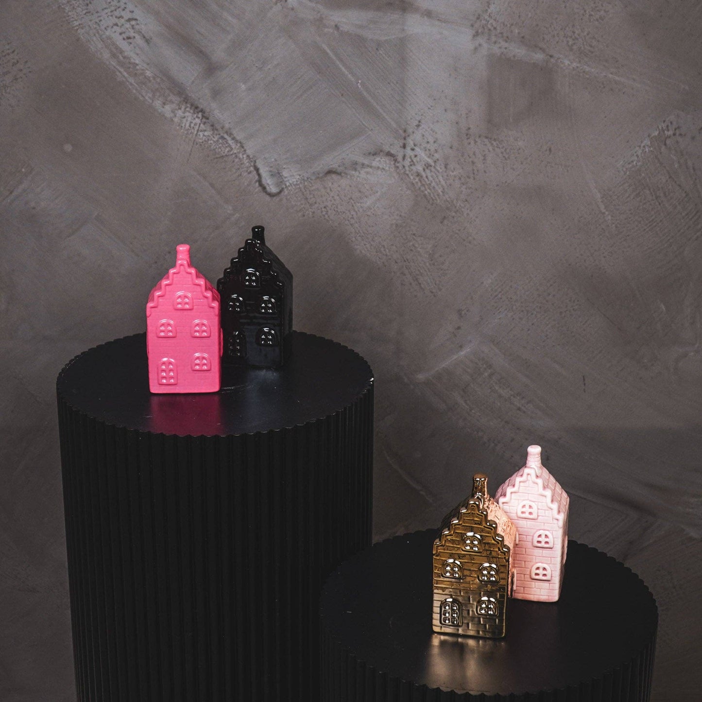 Ornament - Money Box - House - Ceramic - Neon Pink - 7x7x13cm