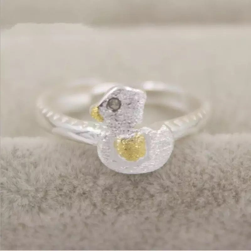 Silver duck ring