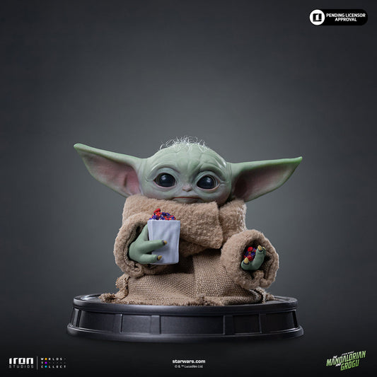 Pre-Order - Grogu Popcorn Time Statue - Mandalorian and Grogu Movie - Grogu Collection - Iron Studios