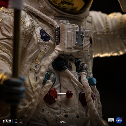 Statue Apollo 11 Astronaut - Nasa - Legacy Replica 1/4
