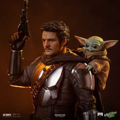 Pre-Order - Mandalorian and Grogu Statue - The Mandalorian and Grogu Movie - Art Scale 1/10 - Iron Studios
