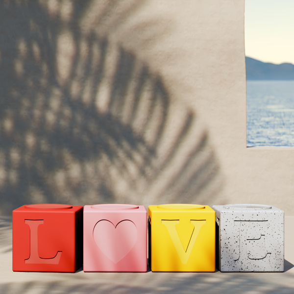 LOVE TOTEM – 4 Cubos Empilháveis