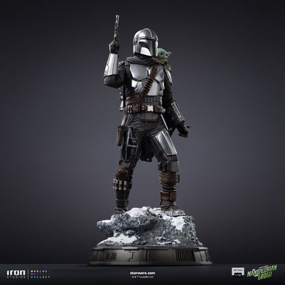 Pre-Order - Mandalorian and Grogu Statue - The Mandalorian and Grogu Movie - Art Scale 1/10 - Iron Studios