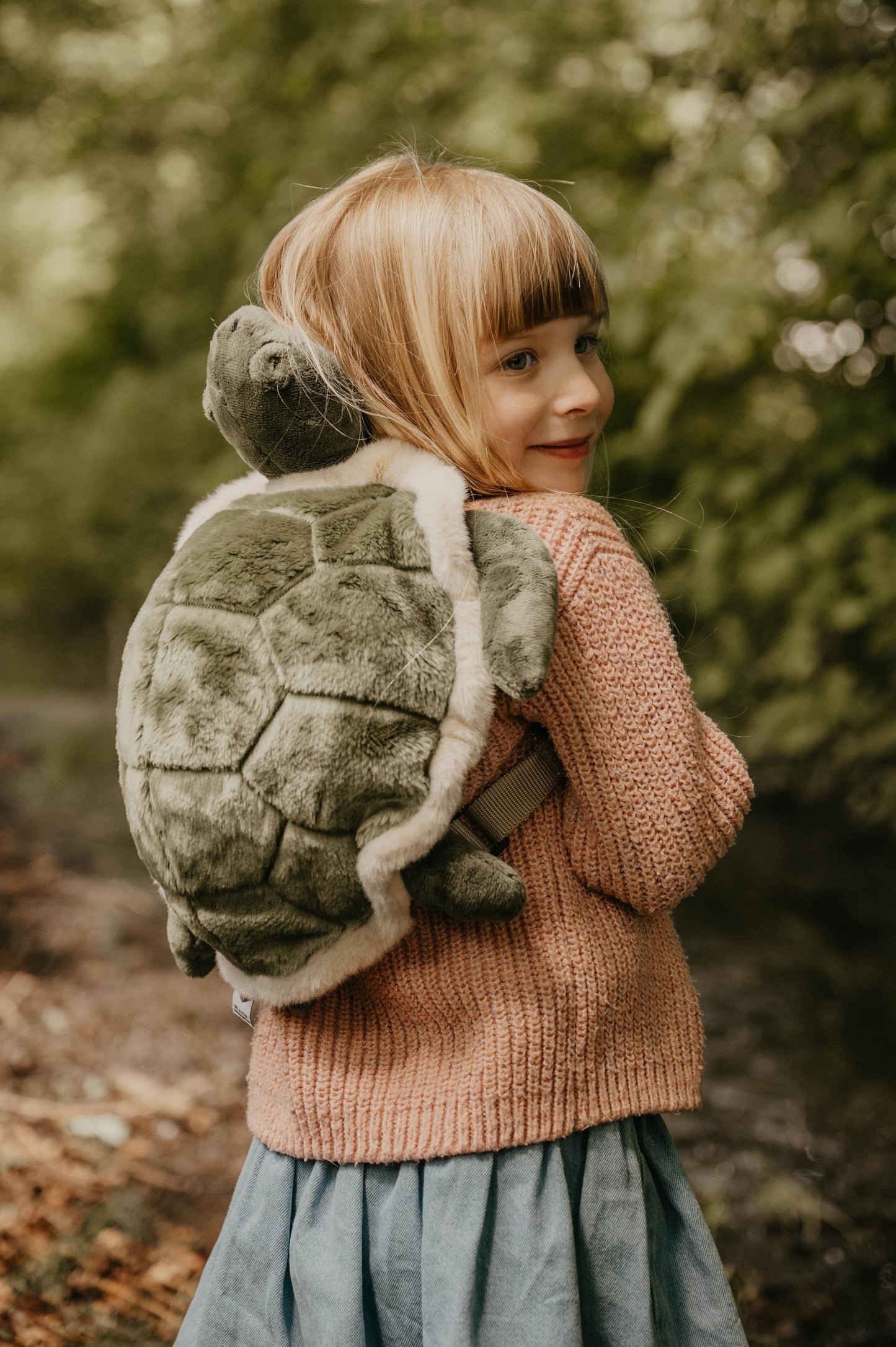 Mochila de peluche de tortuga para niños