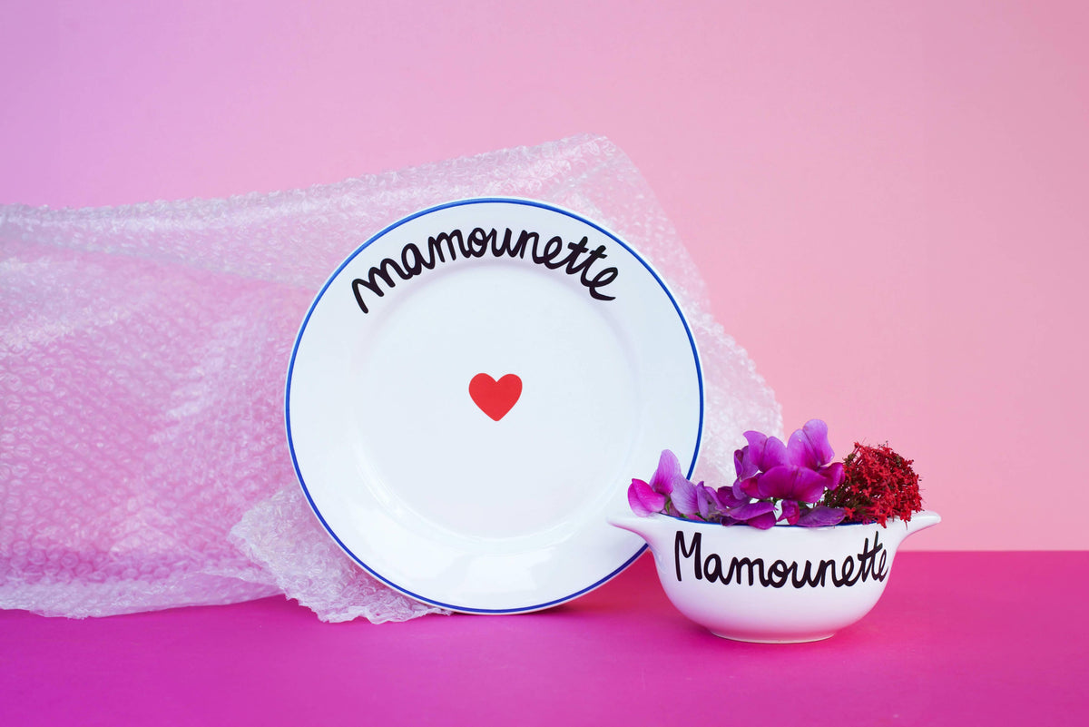 Het gezin vermaakt zich kostelijk - Mamounette Plate