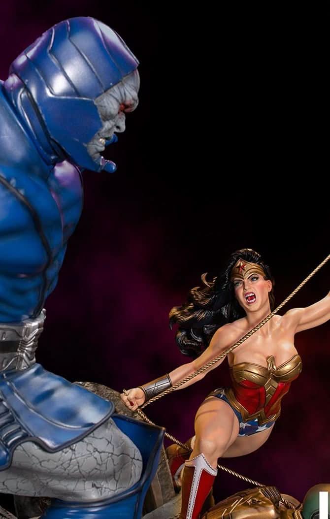 Statue Wonder Woman vs Darkseid by Ivan Reis - DC Comics - Diorama 1/6