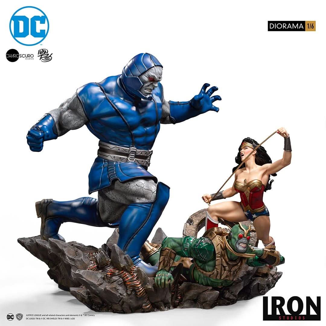 Statue Wonder Woman vs Darkseid by Ivan Reis - DC Comics - Diorama 1/6