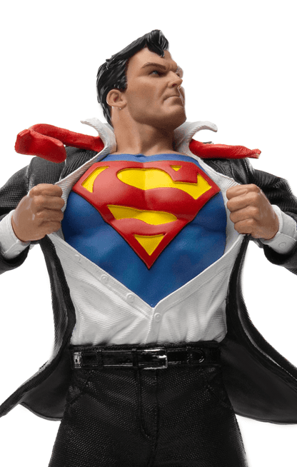 Statue Clark Kent - DC Comics - Art Scale 1/10