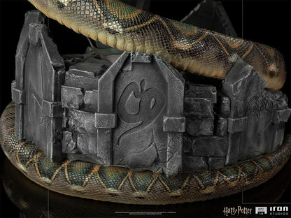 Statue Voldemort and Nagini - Harry Potter - Legacy Replica 1/4