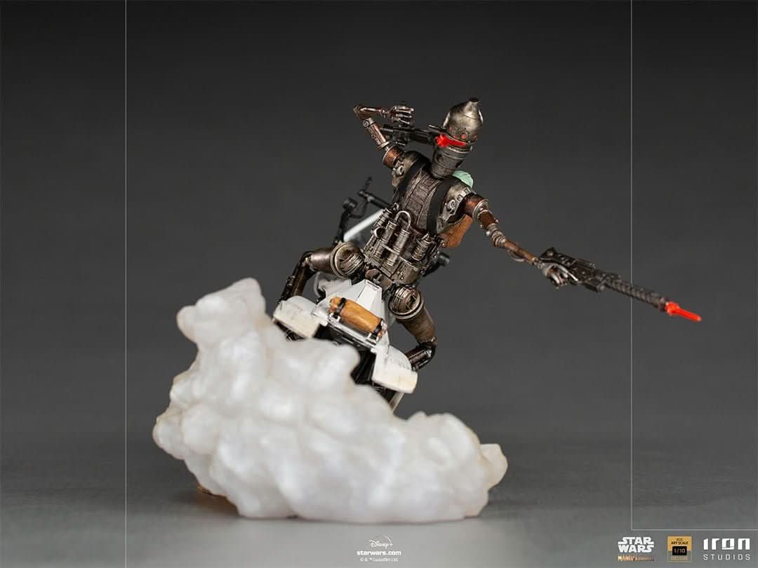 Statue IG-11 and The Child - Star Wars: The Mandalorian - BDS Art Scale 1/10