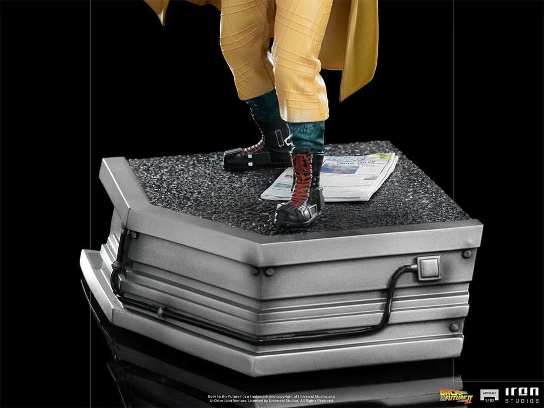 Statue Doc Brown - Back to the Future II - Art Scale 1/10