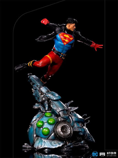 Statue Superboy - DC Comics - Art Scale 1/10
