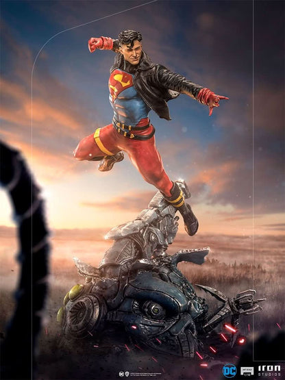 Statue Superboy - DC Comics - Art Scale 1/10
