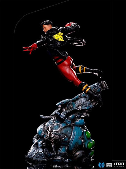 Statue Superboy - DC Comics - Art Scale 1/10