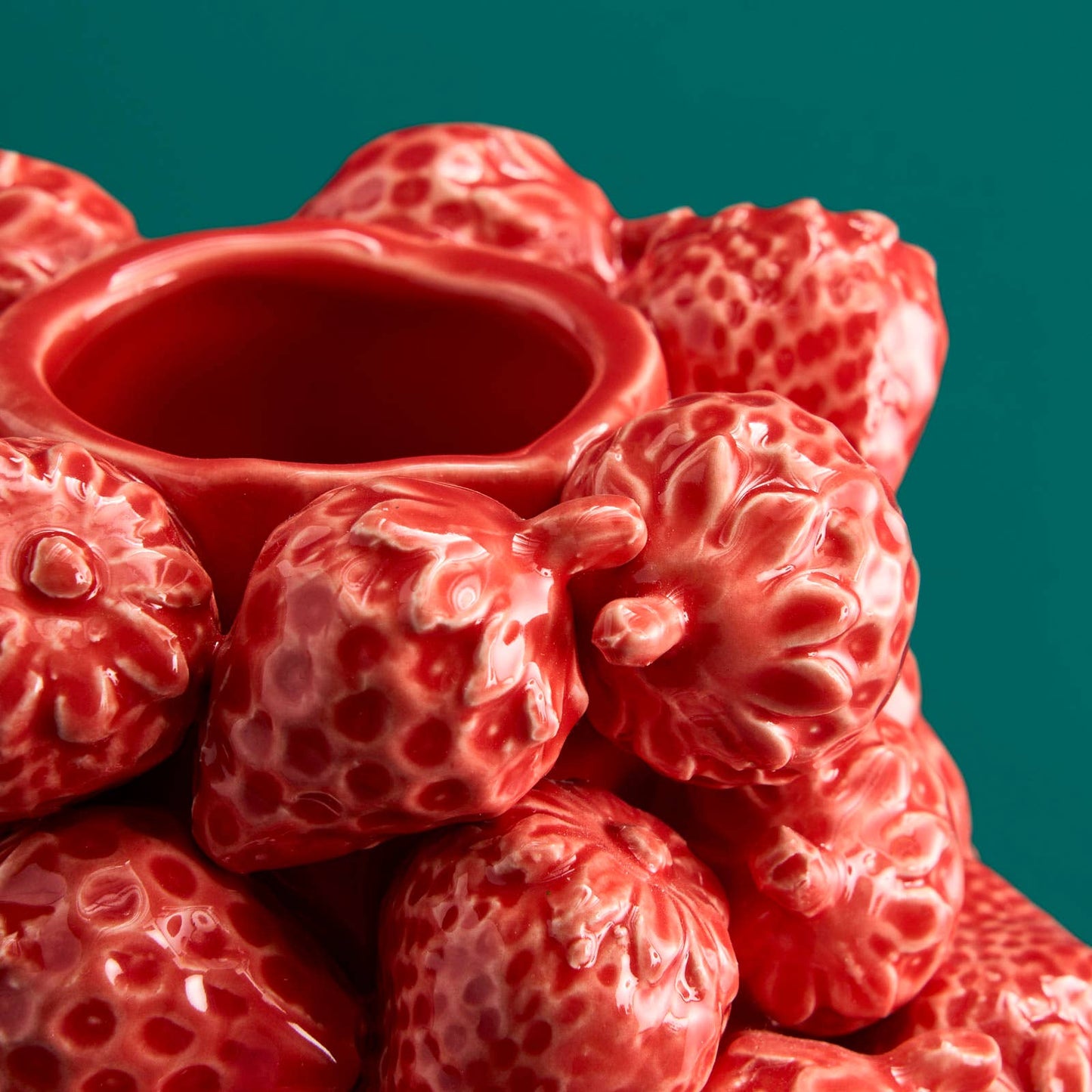 Vase Fraise, Rouge Grès, 20 x 20 x 25 cm