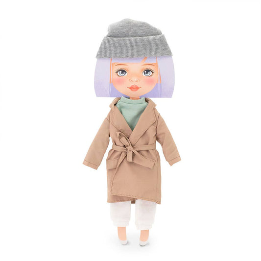 Clothing set: beige trench coat - 28 cm