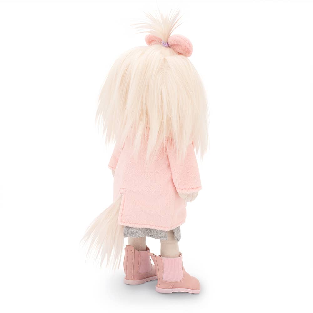 ラッキーミミ犬人形：ウィンターファッション - 38cm