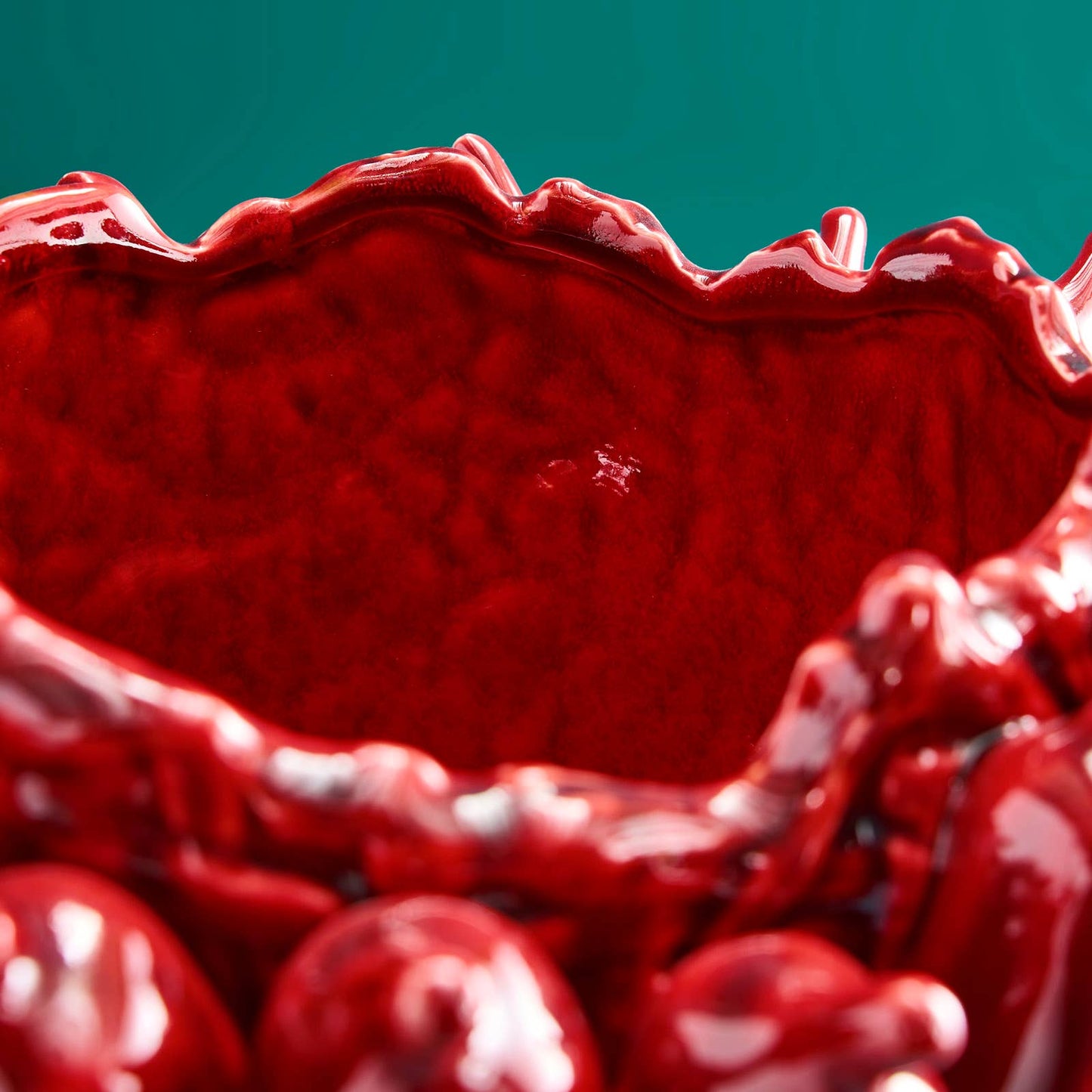 Vaso de pimentos, cor bordeaux