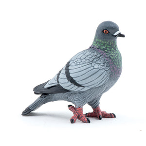 鳩の置物