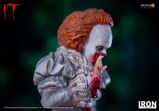 Statue IT Pennywise - Deluxe - 1/10