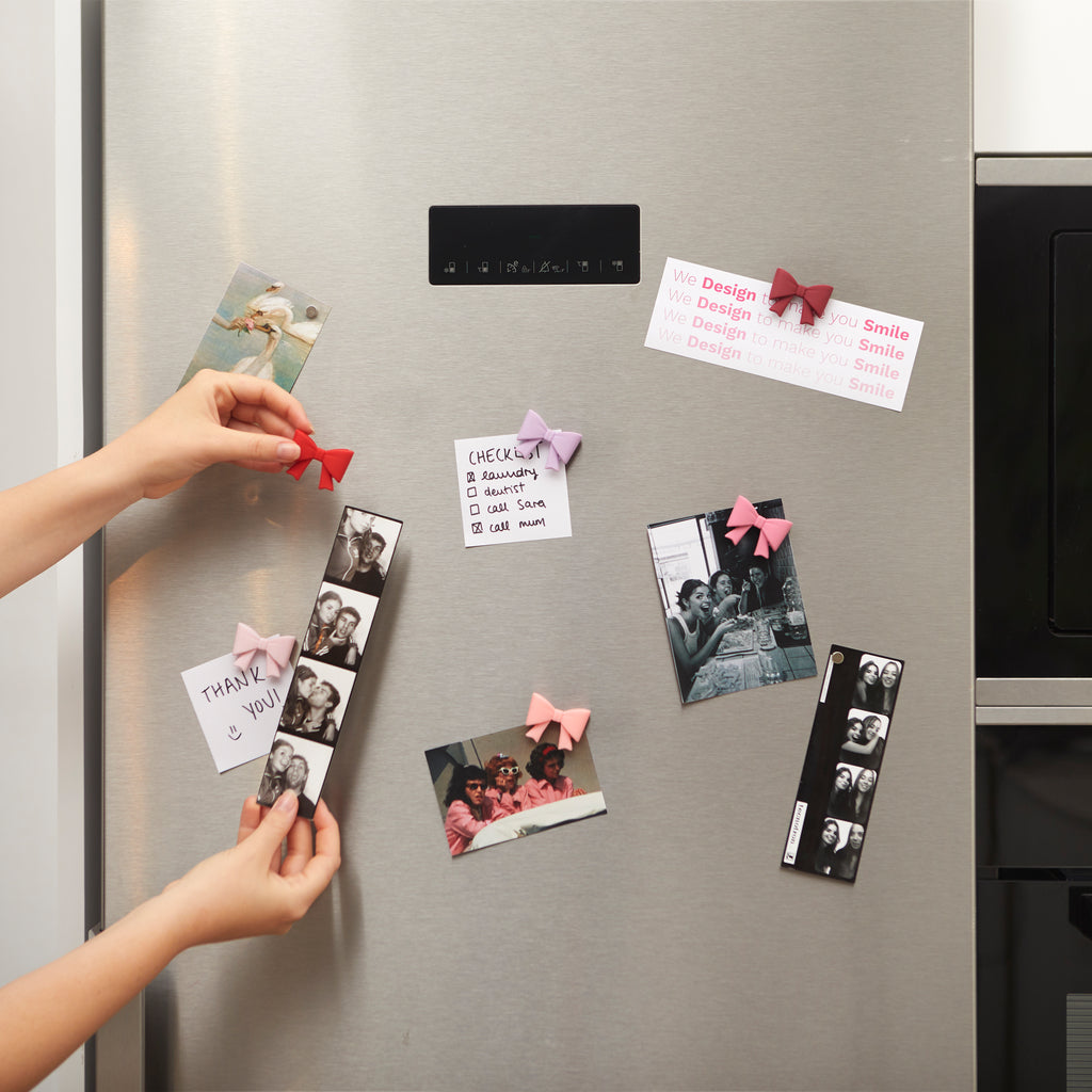 Coquette Magnets