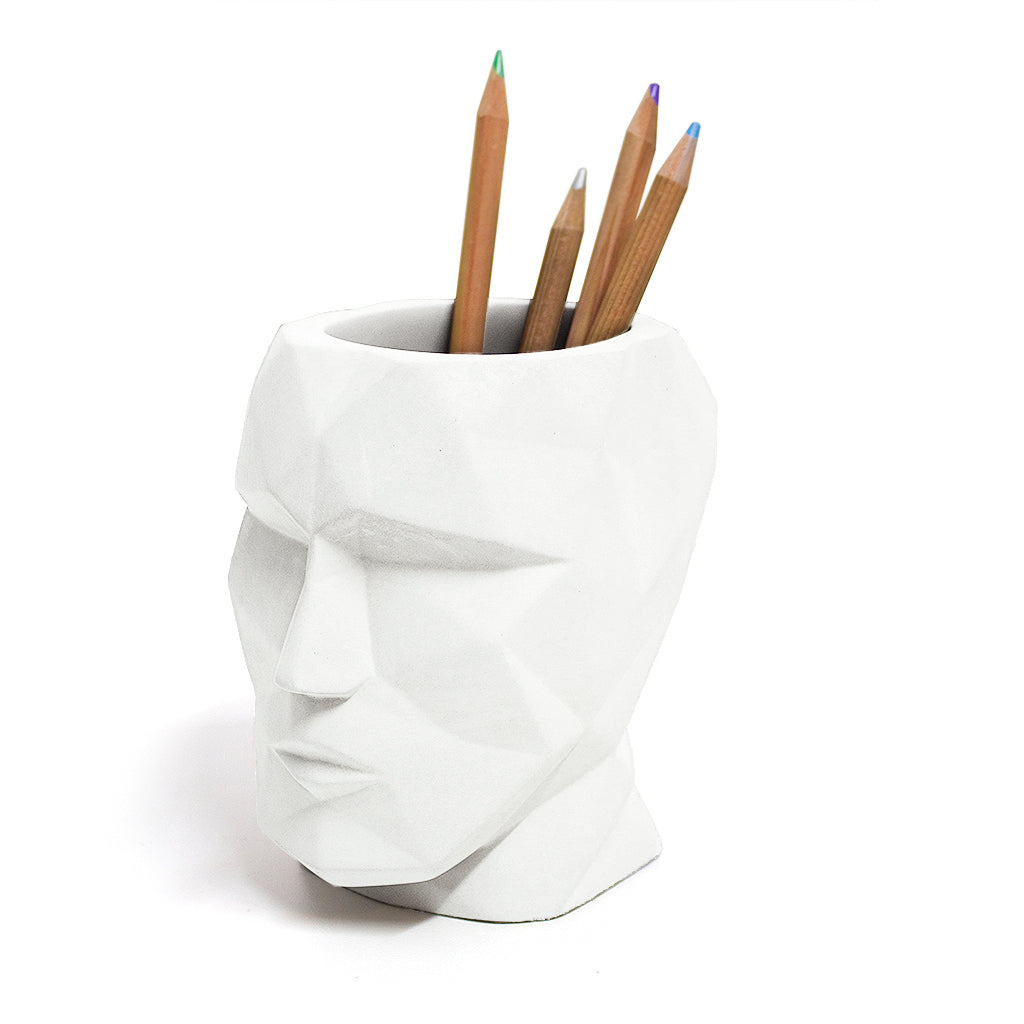 Le pot à crayons Head