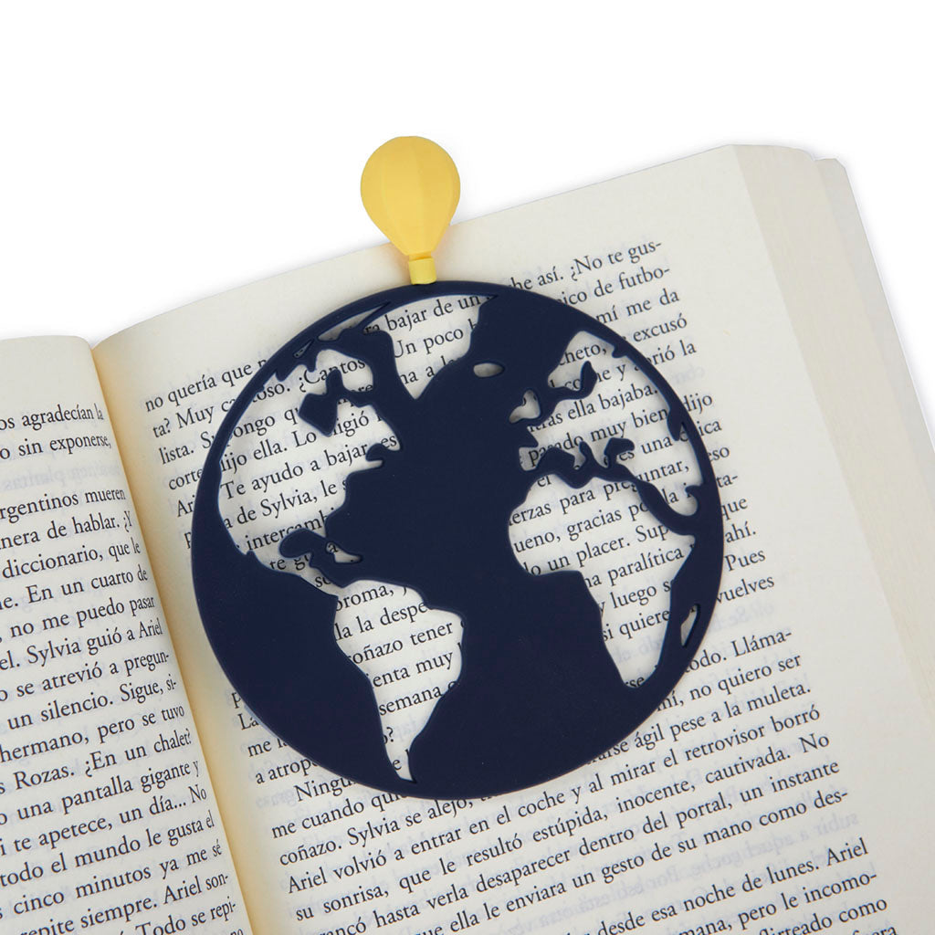 Globetrotter Bookmark