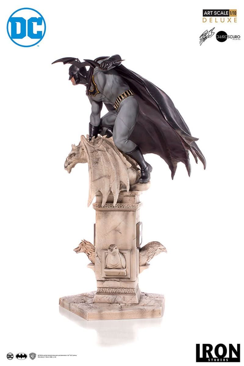 Statue Batman by Eddy Barrows - DC Comics - Art Scale 1/10