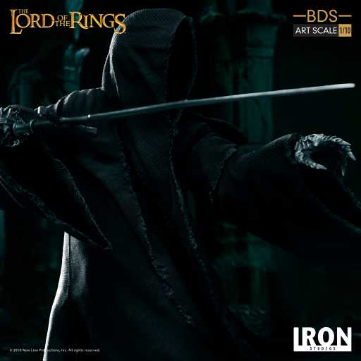 Statue Attacking Nazgul - Lord Of The Rings - Art Scale 1/10 - The Fellowship of the Ring