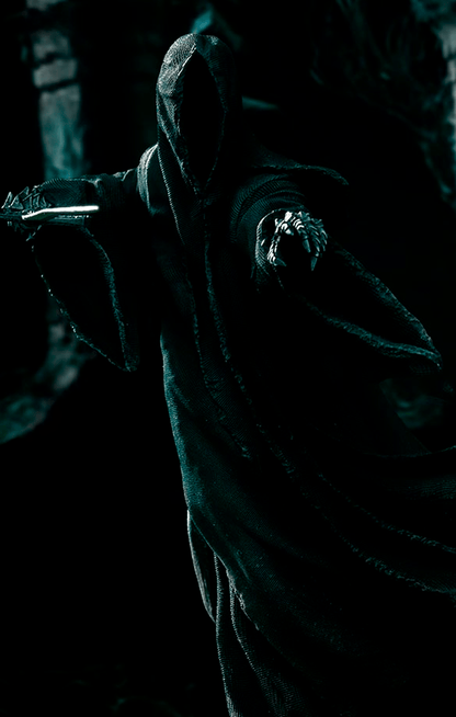 Statue Attacking Nazgul - Lord Of The Rings - Art Scale 1/10 - The Fellowship of the Ring