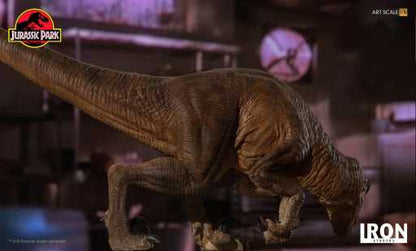 Statue Crouching Velociraptor - Jurassic Park - Art Scale 1/10