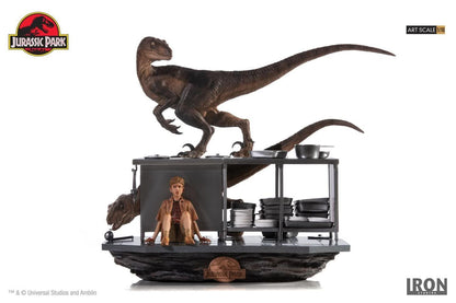 Statue Velociraptors in the Kitchen Diorama - Jurassic Park - Art Scale 1/10
