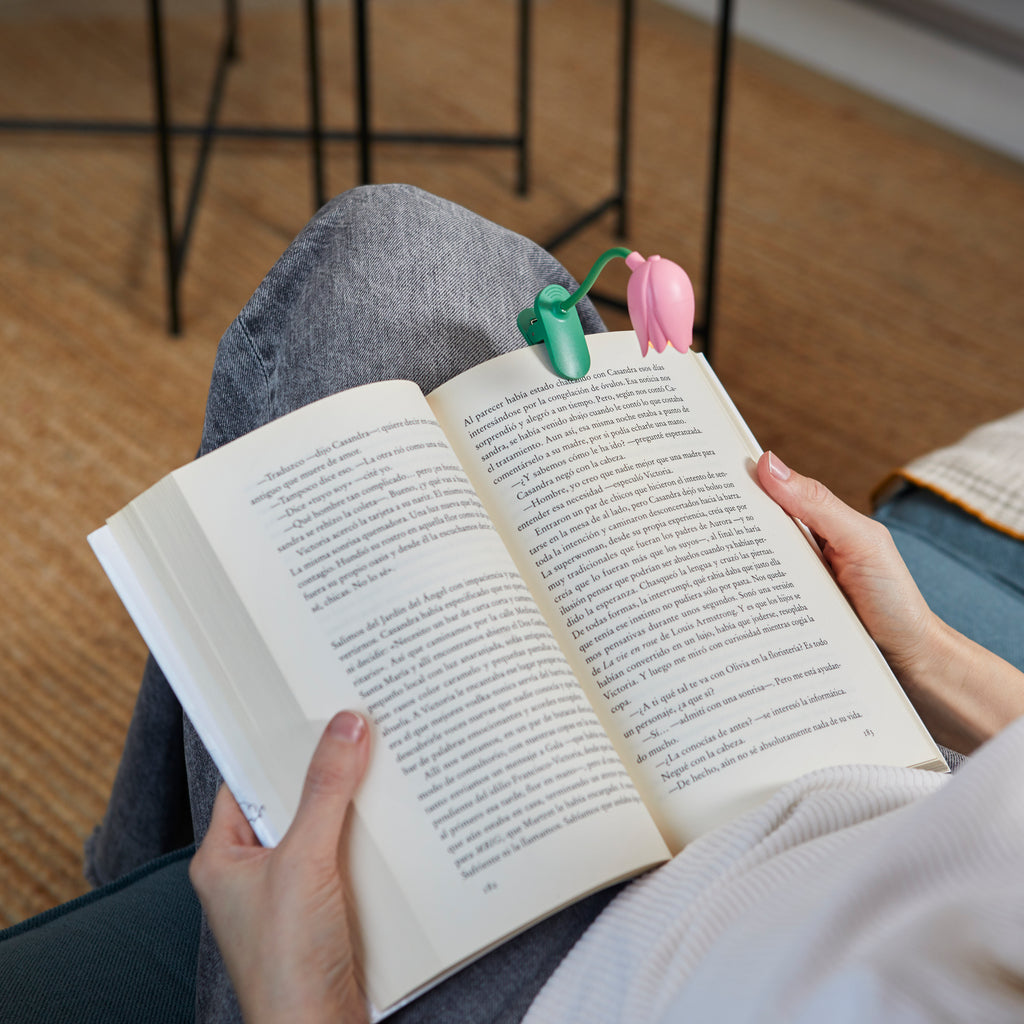 Tulip Reading Light