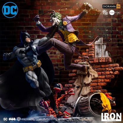 Statue Batman Vs Joker - Dc Comics By Ivan Reis - Battle Diorama 1/6