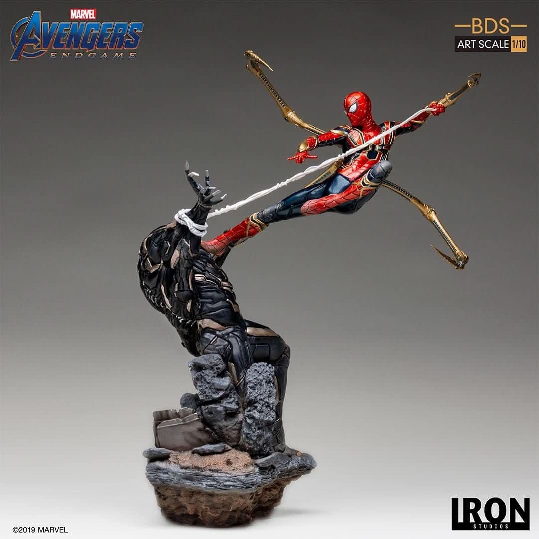 アイアンスパイダー vs アウトライダー - アベンジャーズ/エンドゲーム - アートスケール - マーベルコミックス
