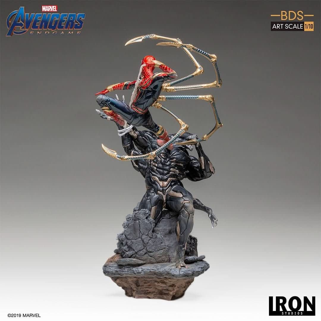アイアンスパイダー vs アウトライダー - アベンジャーズ/エンドゲーム - アートスケール - マーベルコミックス