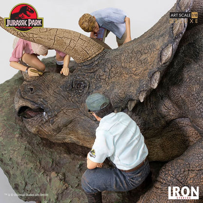 Statue Triceratops Diorama - Jurassic Park - Art Scale 1/10