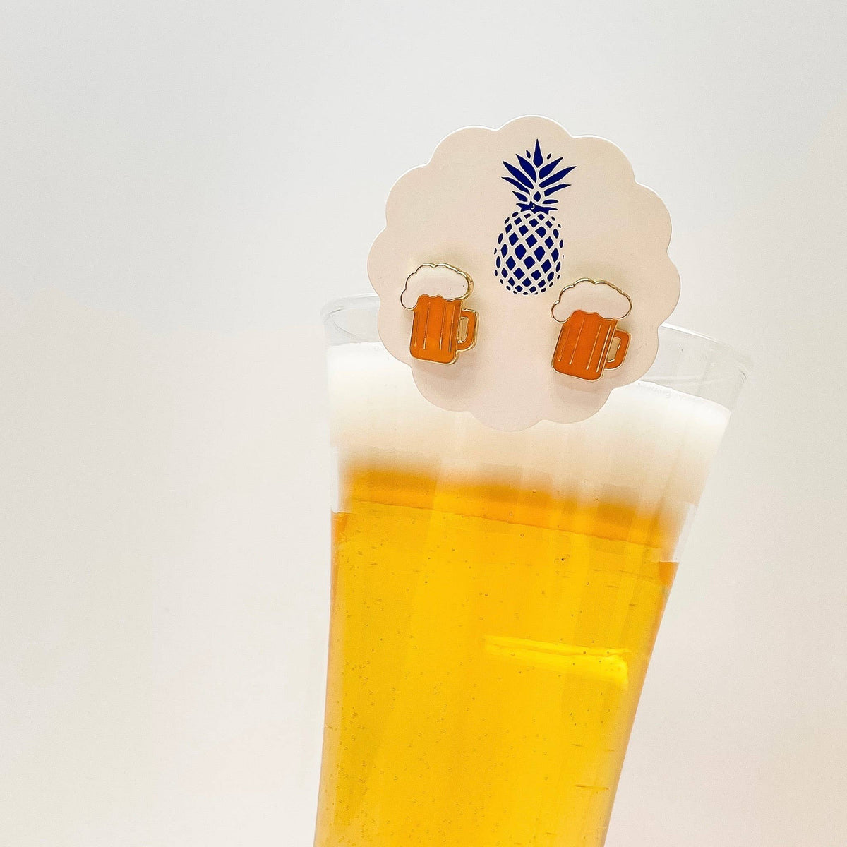 Bierpint oorbellen