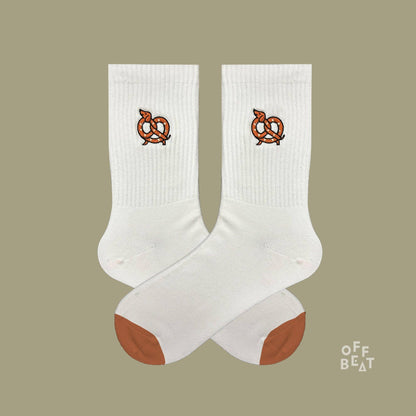 Chaussettes brodées Teckel Bretzel "Brezeldackel"