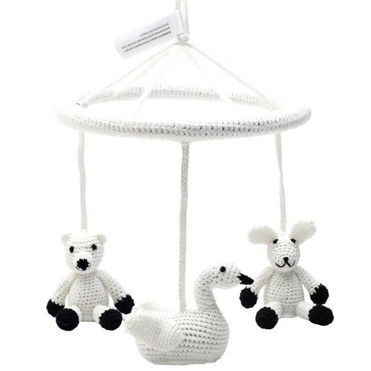 Mobiel met ijsberen, zwanen en konijnen